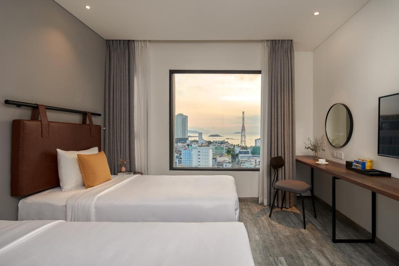 Em Oi Boutique Hotel Nha Trang Exteriör bild
