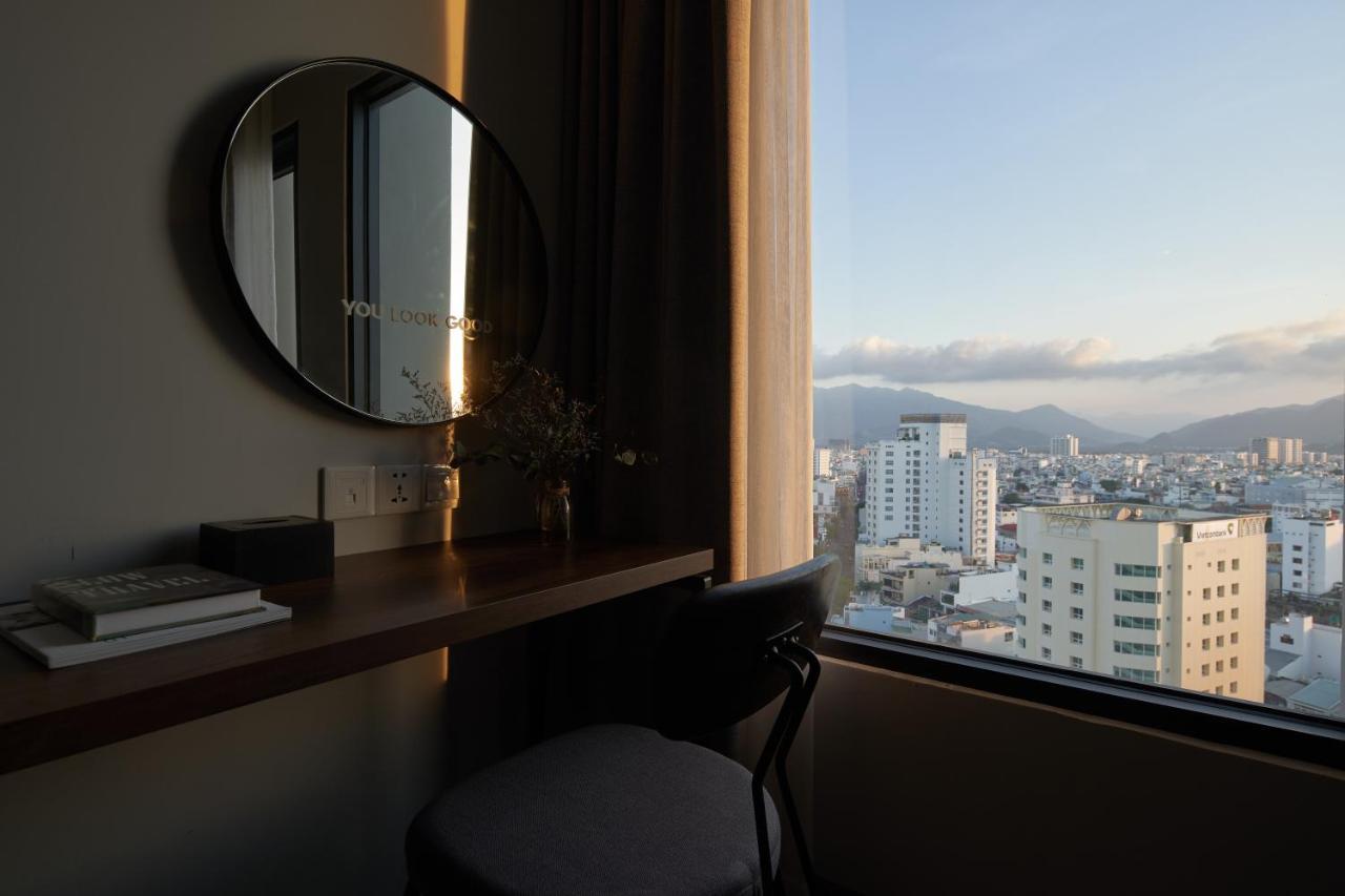 Em Oi Boutique Hotel Nha Trang Exteriör bild