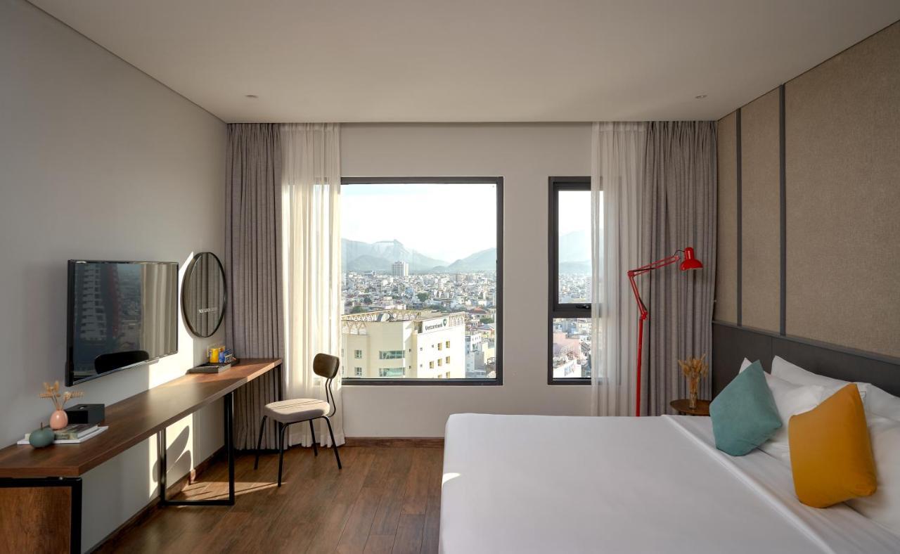 Em Oi Boutique Hotel Nha Trang Exteriör bild