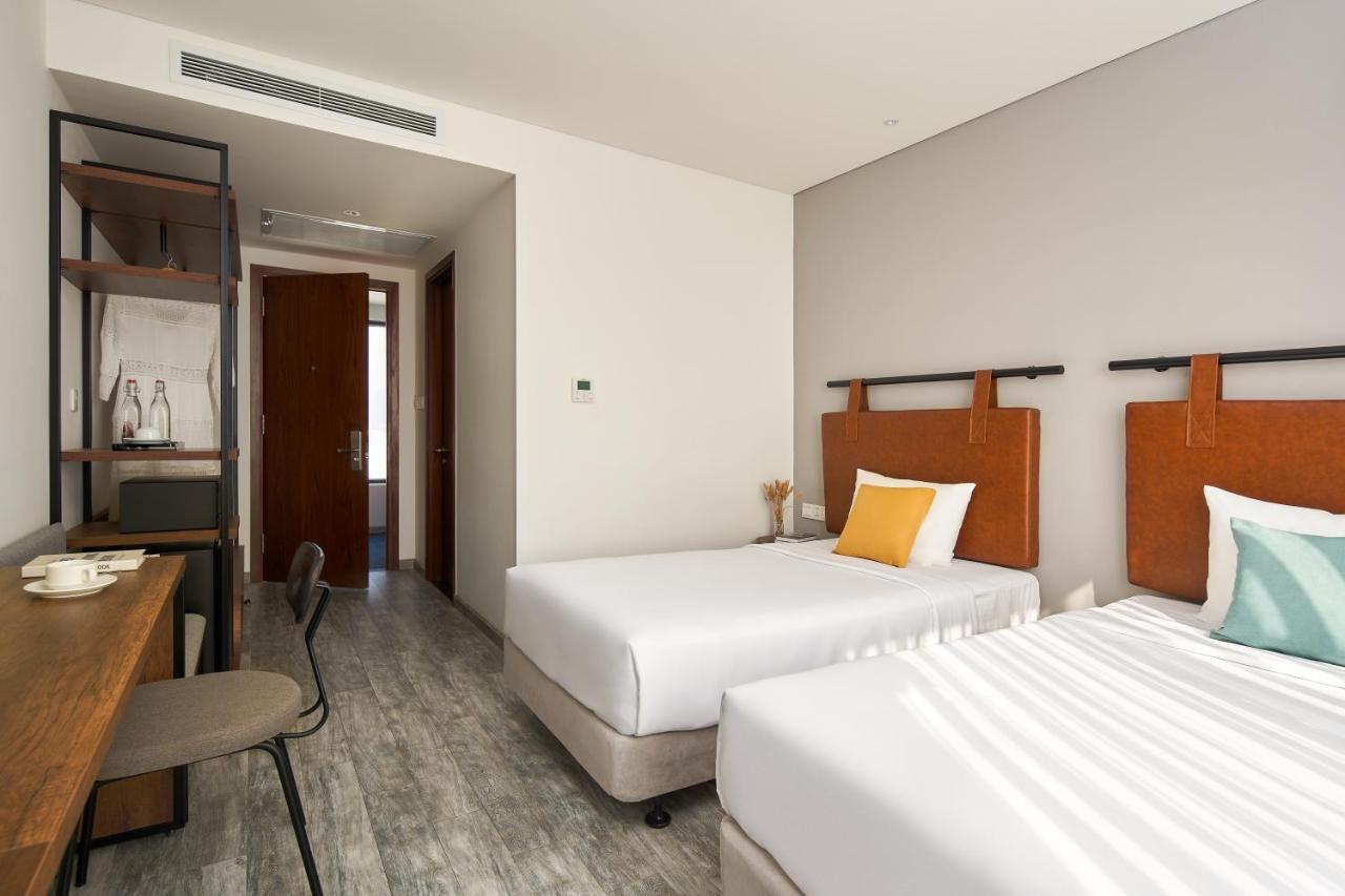 Em Oi Boutique Hotel Nha Trang Exteriör bild