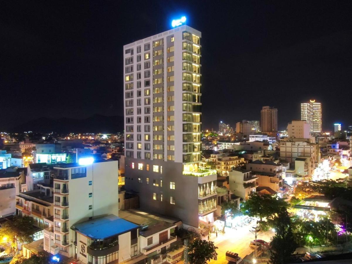 Em Oi Boutique Hotel Nha Trang Exteriör bild