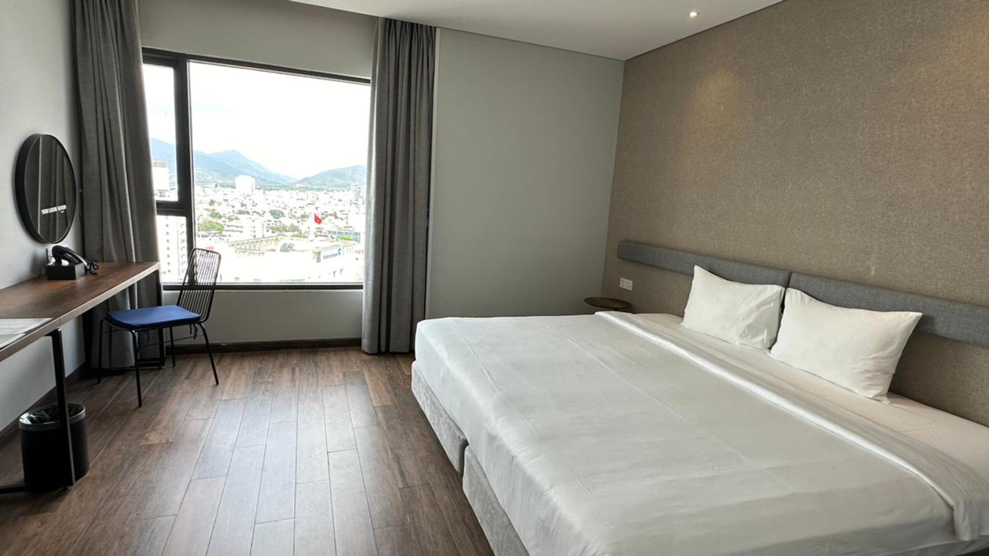 Em Oi Boutique Hotel Nha Trang Exteriör bild