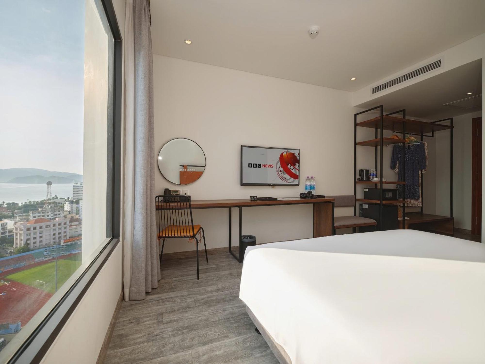 Em Oi Boutique Hotel Nha Trang Exteriör bild