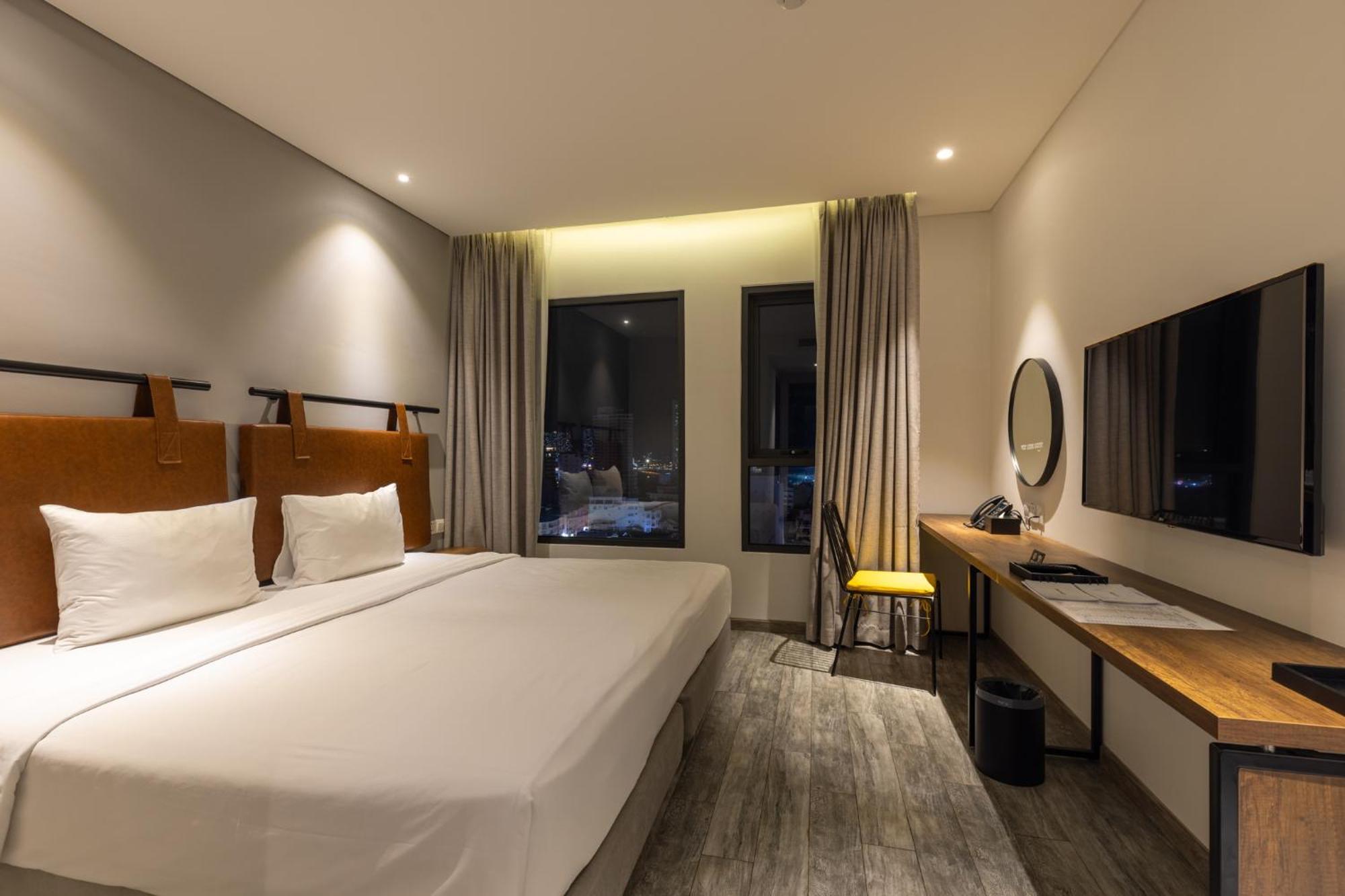 Em Oi Boutique Hotel Nha Trang Exteriör bild